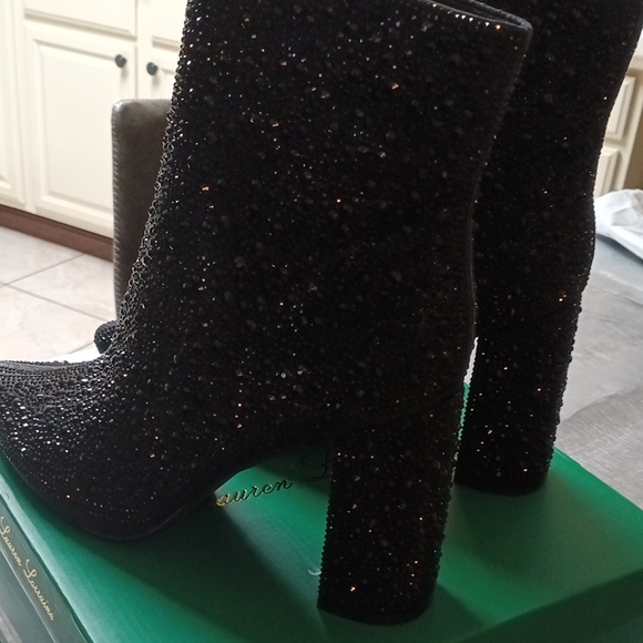 Lauren Lorraine Black Sparkly Boots New In Box Size 8.5 - Picture 1 of 5
